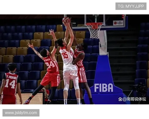 中国男篮逆袭战胜强敌,晋级世界杯四强历史新高 中国男篮逆袭战胜强敌,晋级世界杯四强历史新高