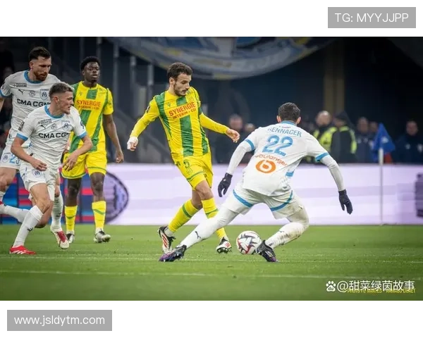 以斯特拉斯堡俱乐部为核心探讨法甲联赛中的崛起与挑战