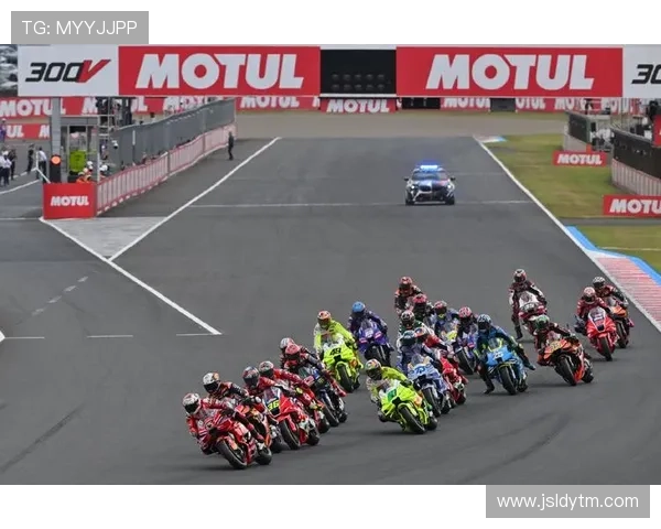 杜卡迪强势领跑新赛季马丁与巴尼亚亚冠军争夺战全面升级 杜卡迪强势领跑新赛季马丁与巴尼亚亚冠军争夺战全面升级