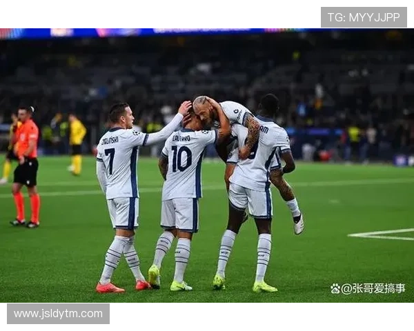 梅西助力国际米兰逆转胜利 曼联主场惨遭3-0大败