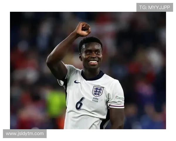 欧洲豪门鏖战再起新星闪耀赛场豪取胜利引爆球迷热情 欧洲豪门鏖战再起新星闪耀赛场豪取胜利引爆球迷热情