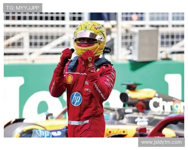 F1赛季激战升级 汉密尔顿与维斯塔潘再度争夺年度冠军宝座