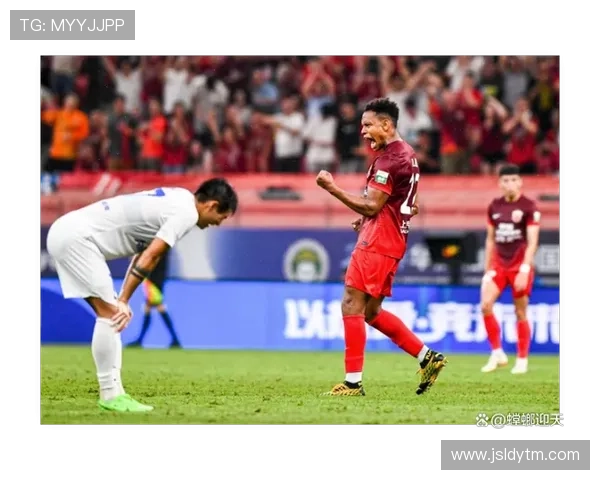 世界杯激战正酣各国球星火力全开争夺冠军荣耀中国队展现拼搏精神震撼全场 世界杯激战正酣各国球星火力全开争夺冠军荣耀中国队展现拼搏精神震撼全场