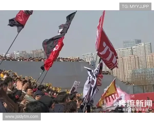 全国赛场掀起争冠高潮多支劲旅展现非凡竞技风采引爆球迷热情期待 全国赛场掀起争冠高潮多支劲旅展现非凡竞技风采引爆球迷热情期待