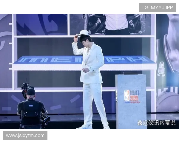 开拓者迎来重建关键期年轻核心成长成新赛季最大看点球队未来方向逐渐清晰