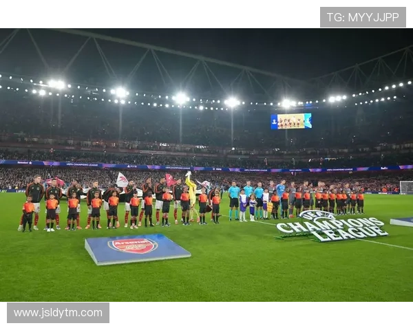 水晶宫俱乐部新赛季战略调整引关注多名主力去留成焦点备战英超新 水晶宫俱乐部新赛季战略调整引关注多名主力去留成焦点备战英超新