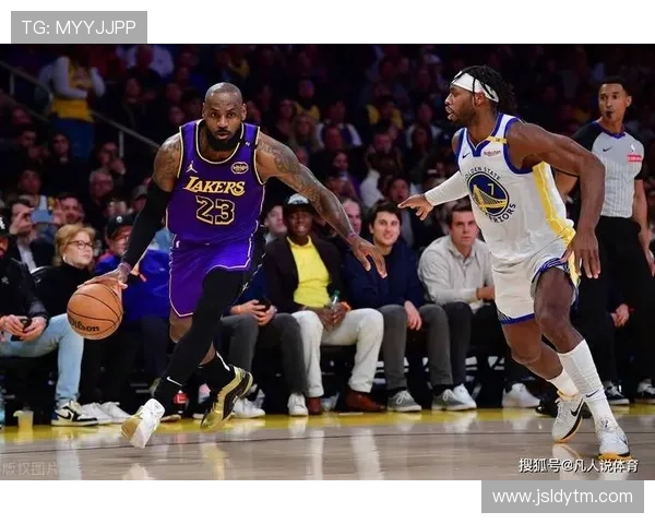 詹姆斯复出带队击败勇士，湖人豪取三连胜迎接新赛季挑战