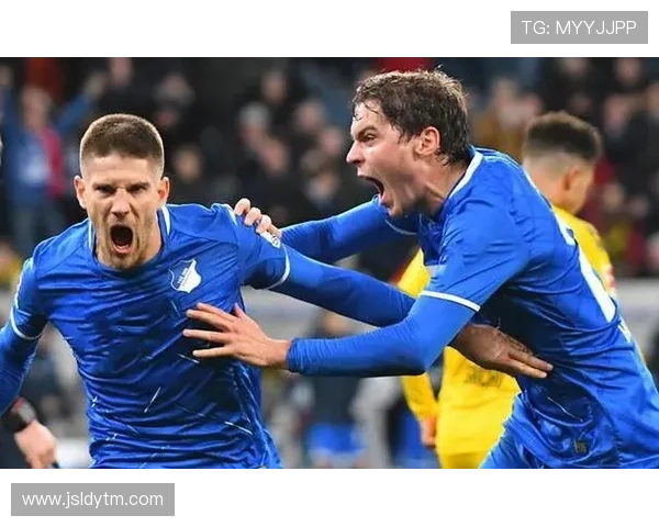 霍芬海姆1899足球俱乐部的崛起与挑战：从地方球队到德甲新兴力量